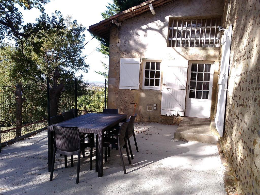 Les Gites De Castera Aire-sur-lʼAdour Zewnętrze zdjęcie