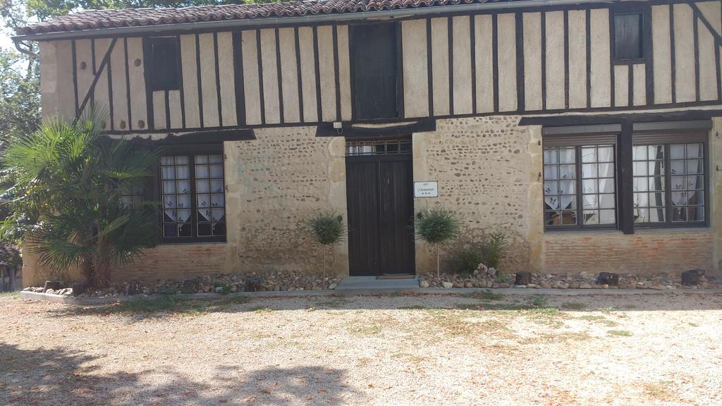 Les Gites De Castera Aire-sur-lʼAdour Zewnętrze zdjęcie